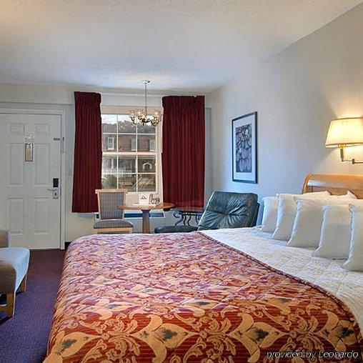 Bourbon Capital Inn Bardstown Exterior foto